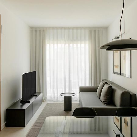 Europa Apartments لوسبيتاليت دي يوبريغات المظهر الخارجي الصورة