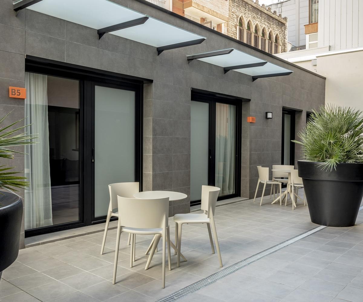 Europa Apartments لوسبيتاليت دي يوبريغات المظهر الخارجي الصورة