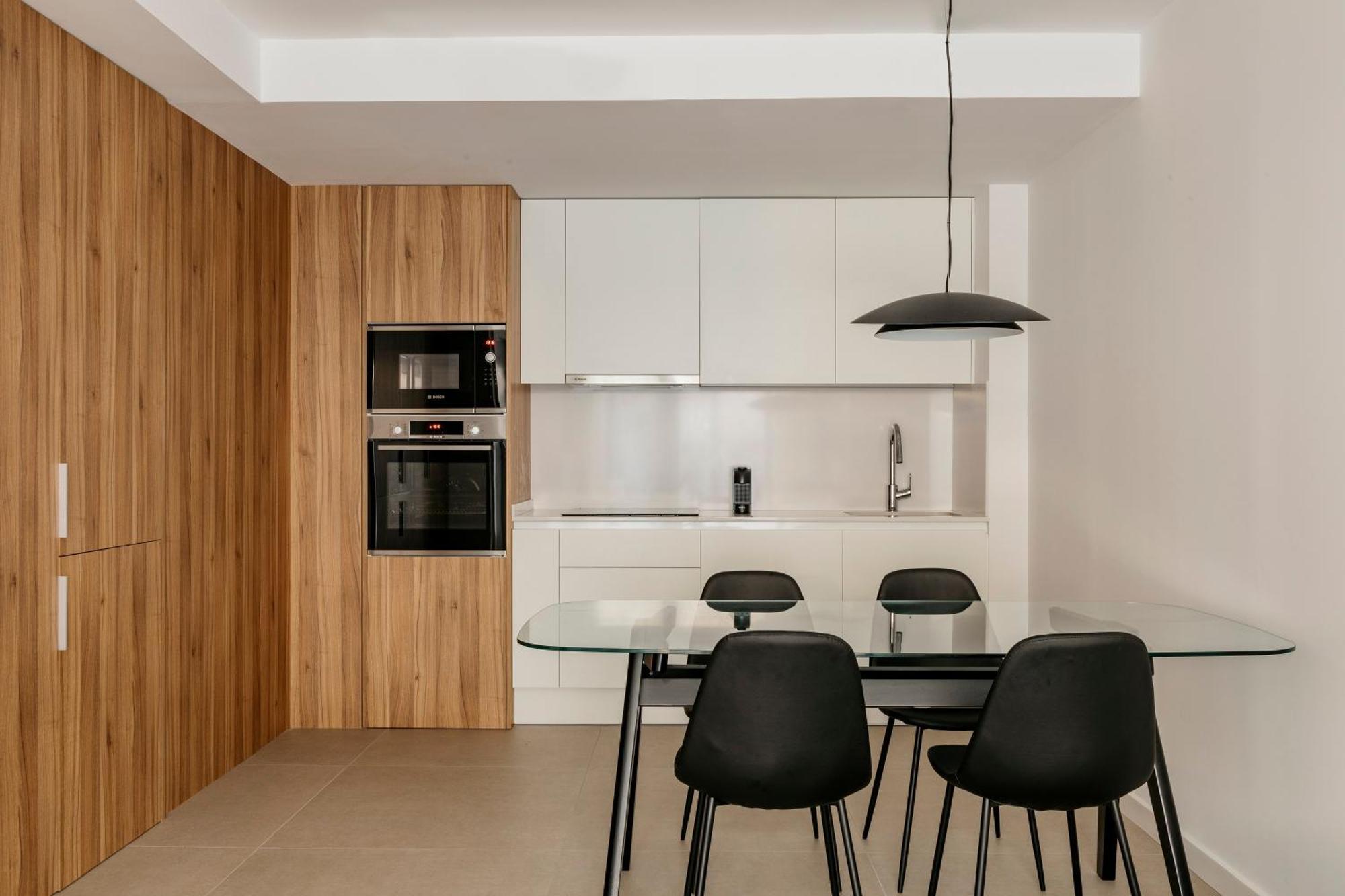 Europa Apartments لوسبيتاليت دي يوبريغات المظهر الخارجي الصورة
